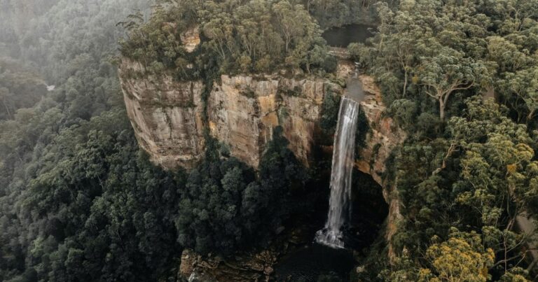 Kangaroo Valley waterfall